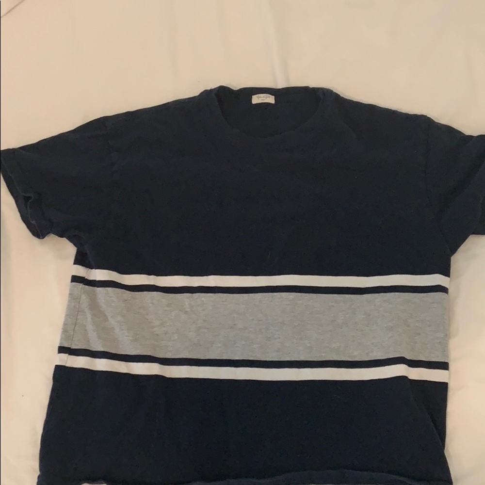 Brandy Melville tshirt